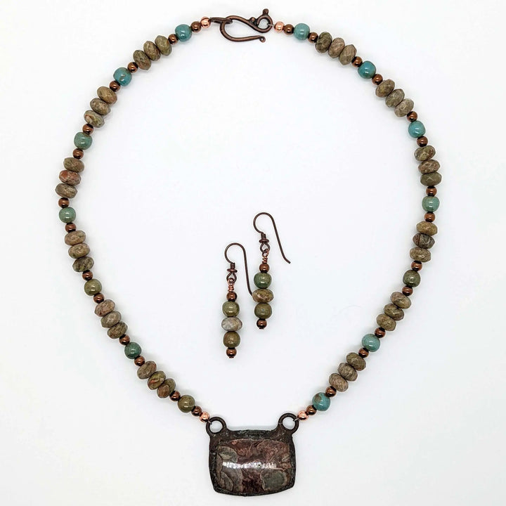 Rhyolite and Pale Unakite Necklace à Clef