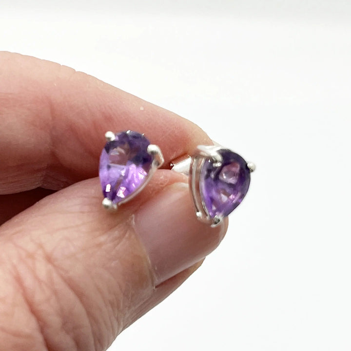 Amethyst Stud Earrings à Clef