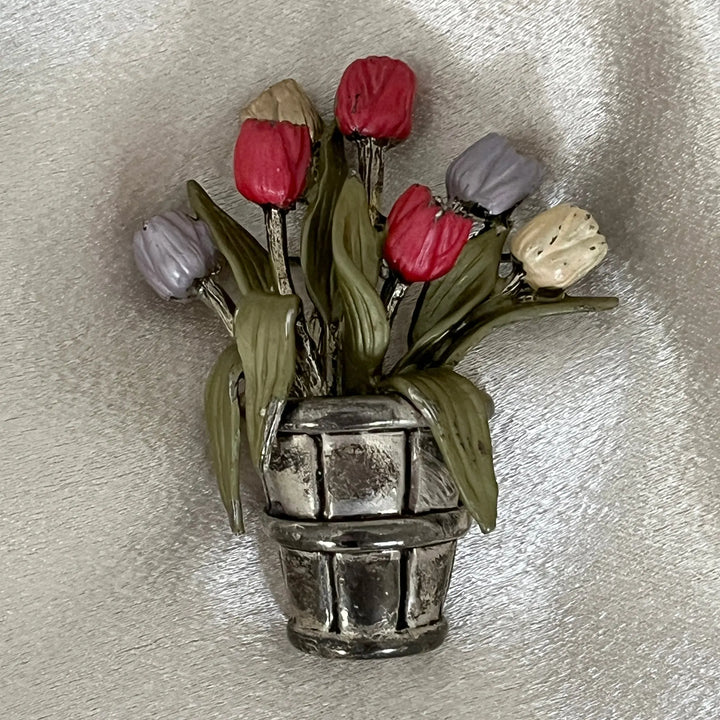 Bucket of Tulips Brooch à Clef