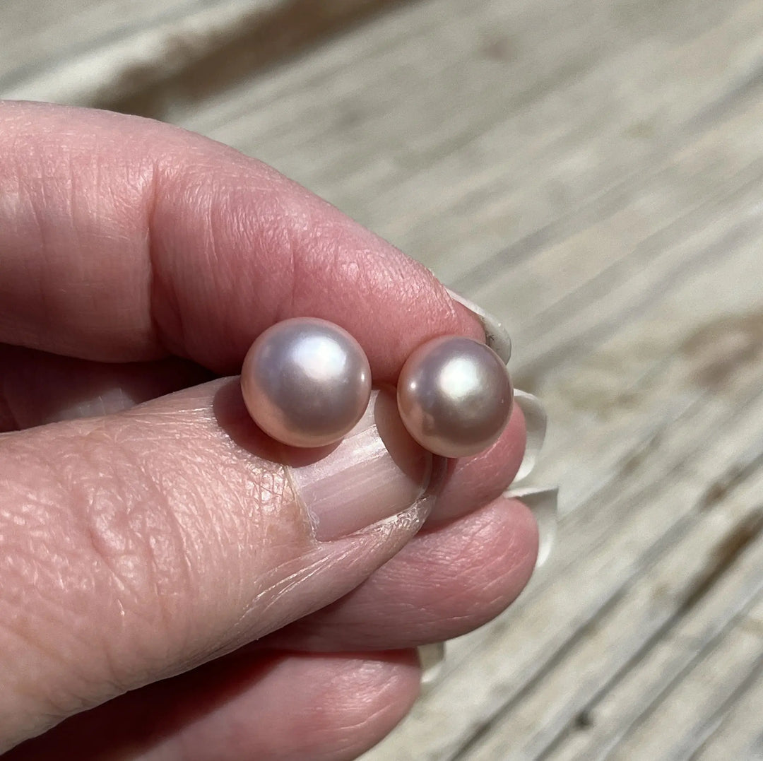 Pink Pearl Studs à Clef