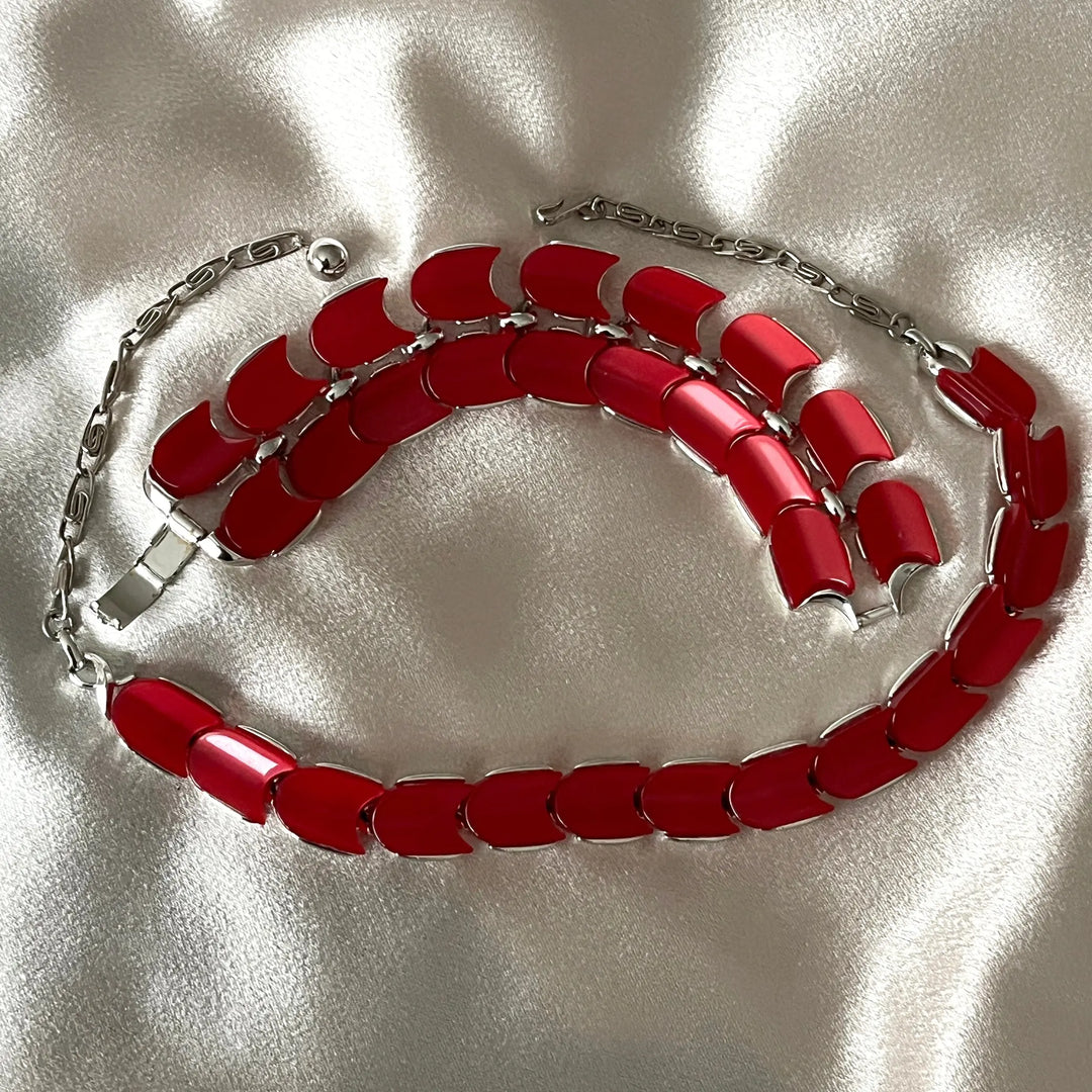 Red Lucite Thermoset Choker and Bracelet by Lisner à Clef