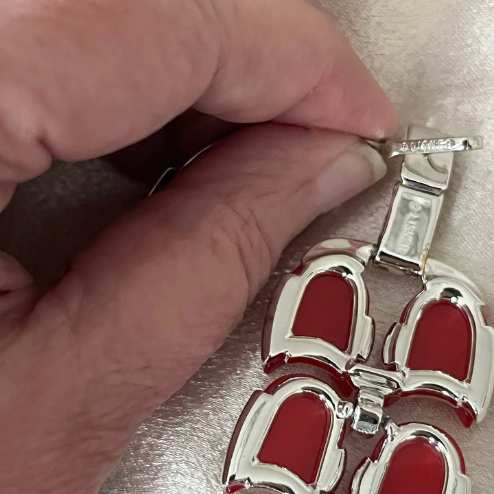 Red Lucite Thermoset Choker and Bracelet by Lisner à Clef