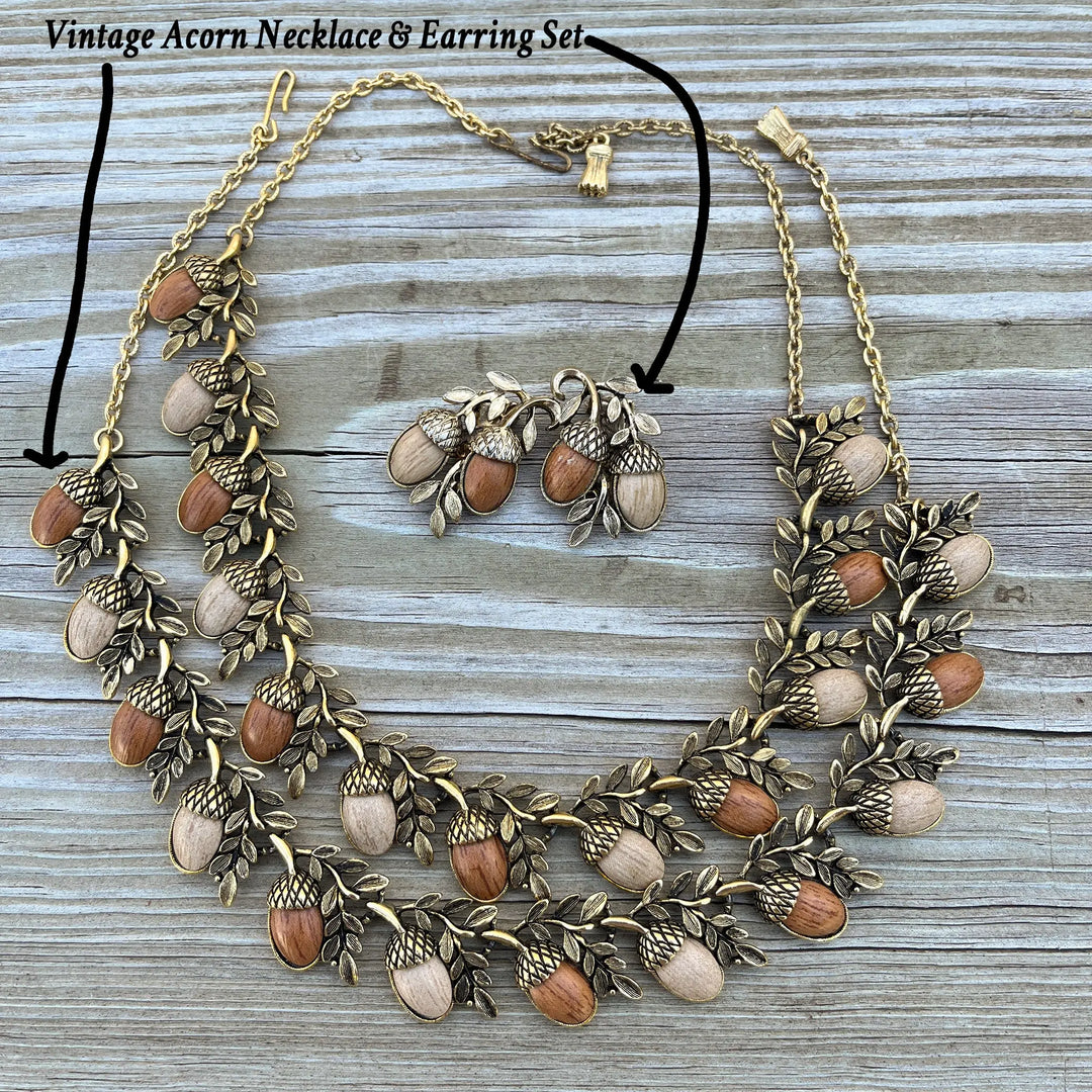 Vintage Acorn Necklace & Earring Set à Clef