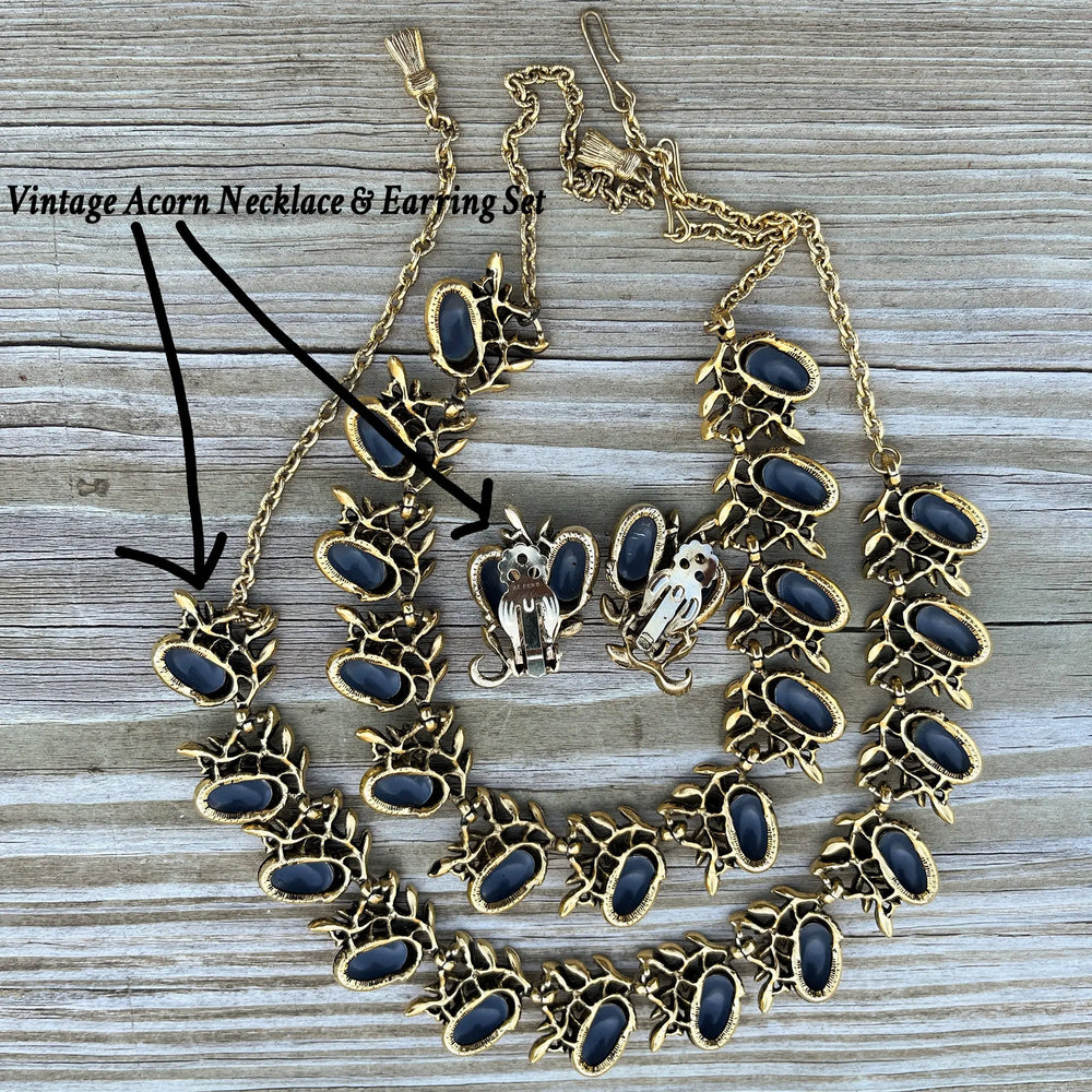 Vintage Acorn Necklace & Earring Set à Clef