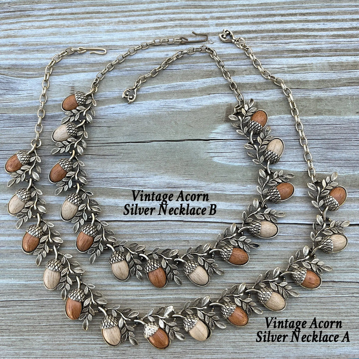 Vintage Acorn Silver Necklace B à Clef