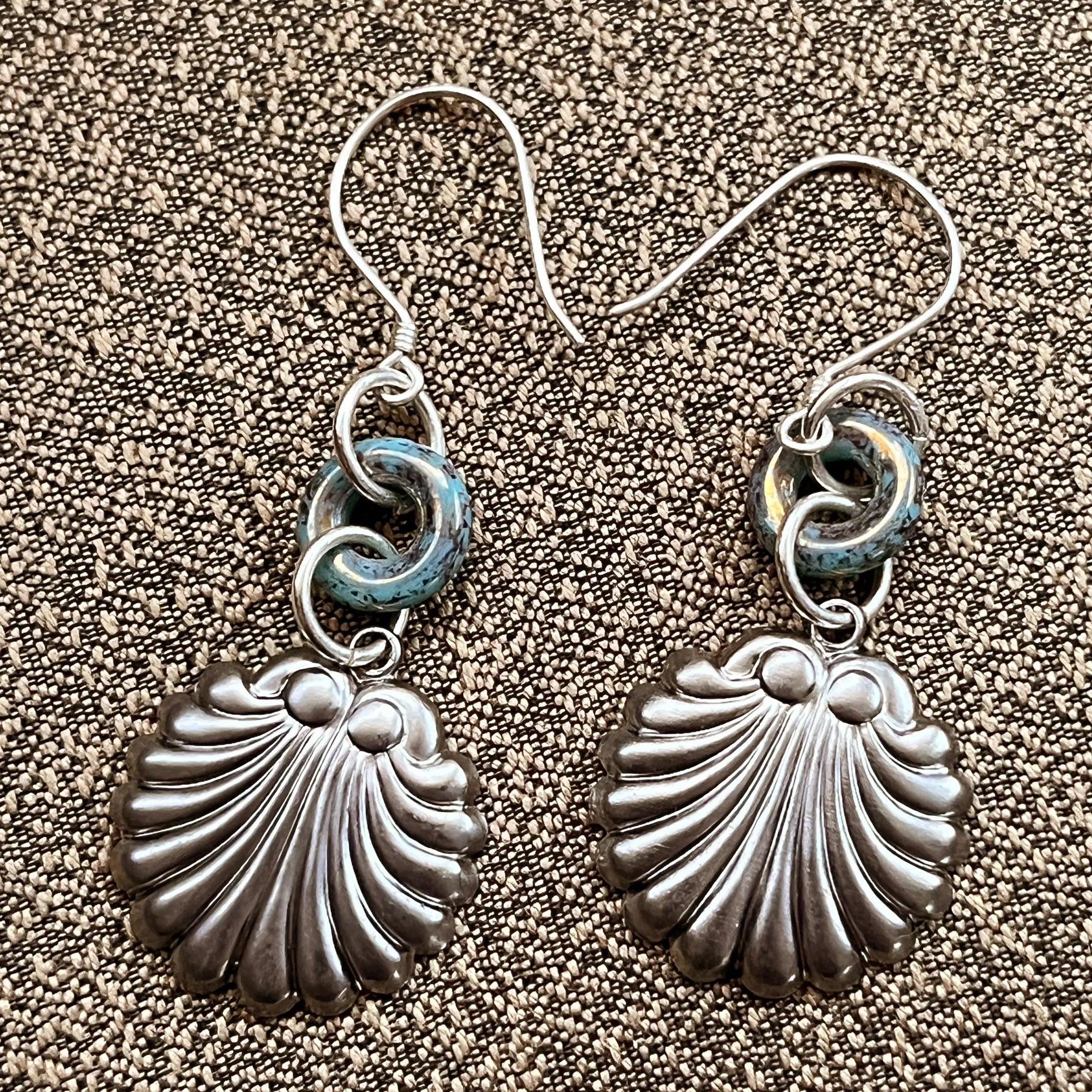 Vintage 925s offers silver shell earrings Fairycore