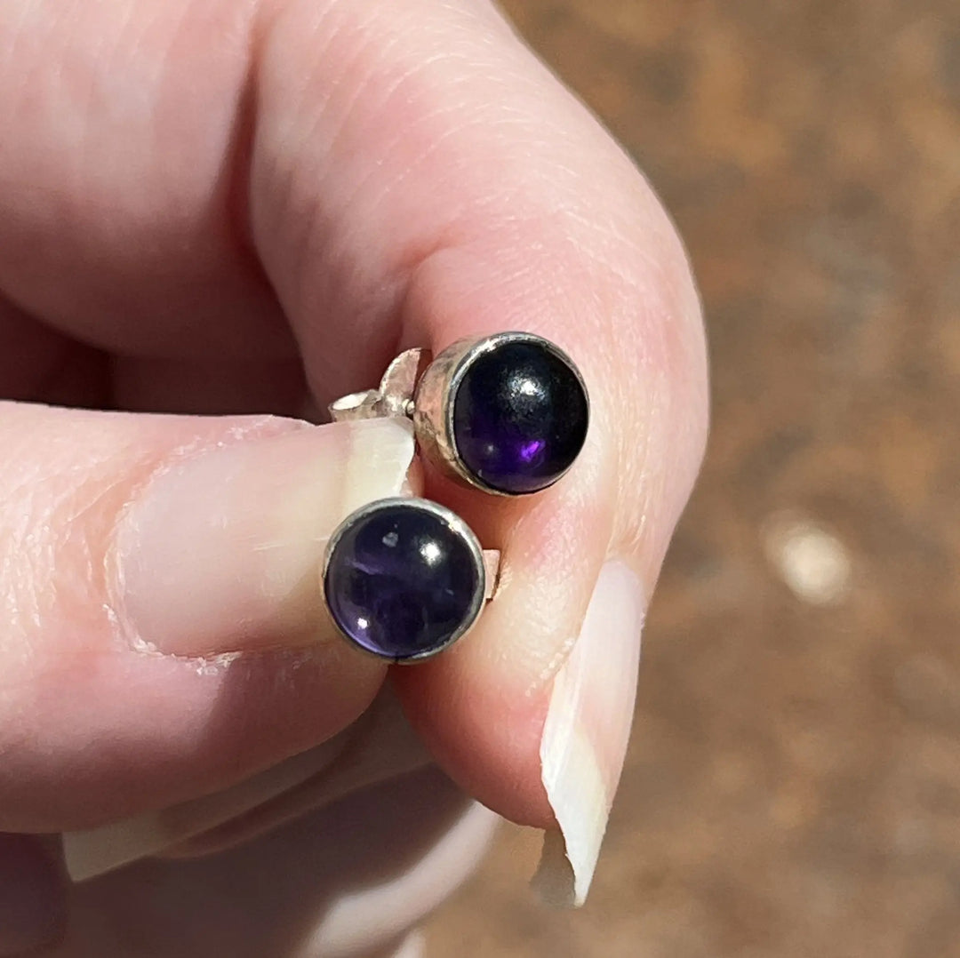 Vintage Sterling Silver Hand Made Stud Earrings à Clef