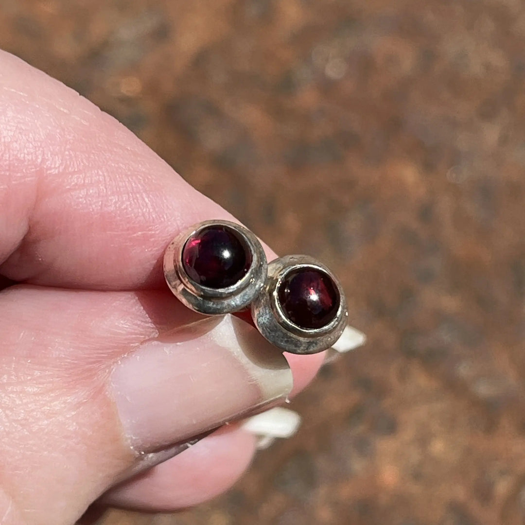 Vintage Sterling Silver Hand Made Stud Earrings à Clef