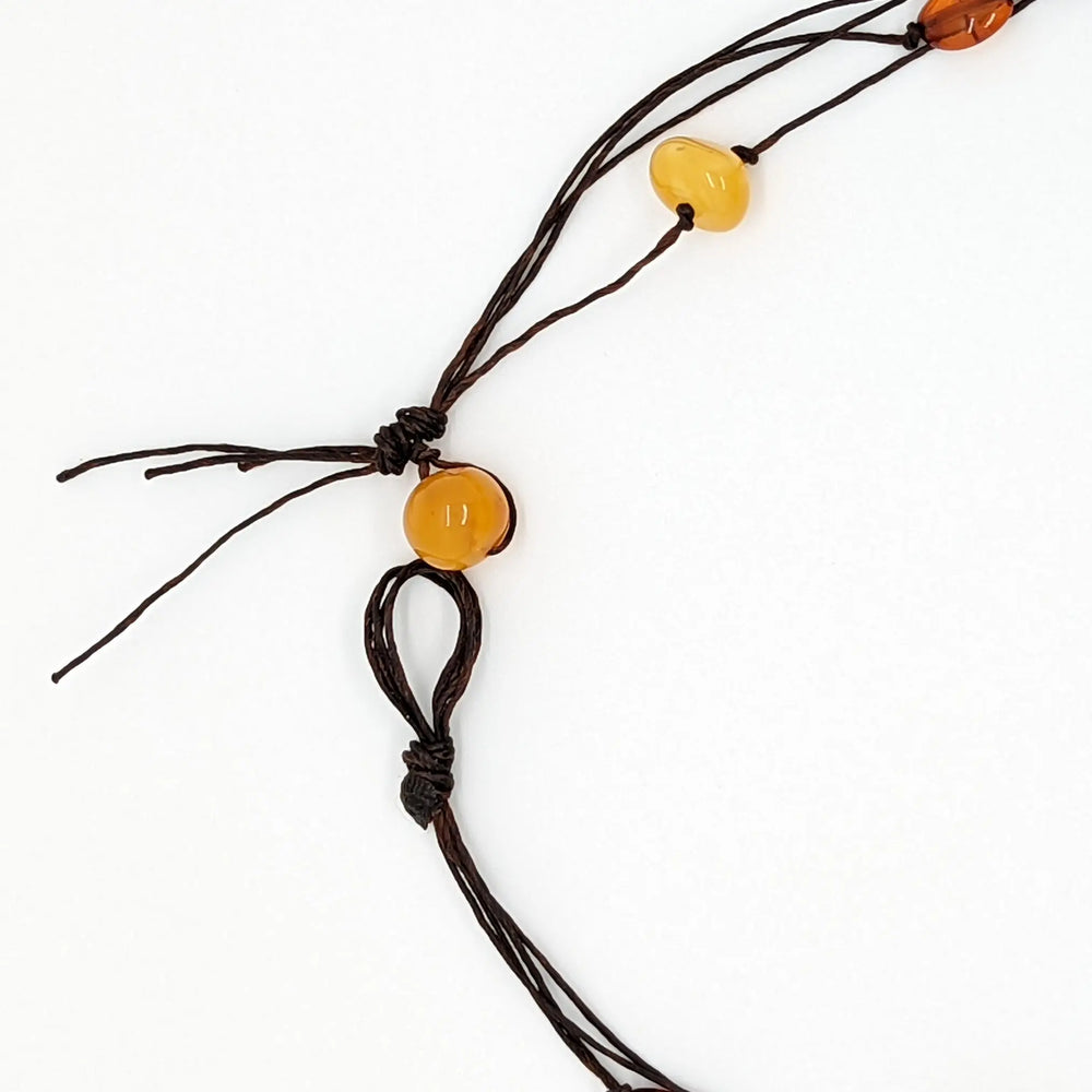 Amber Beads on Leather Necklace à Clef