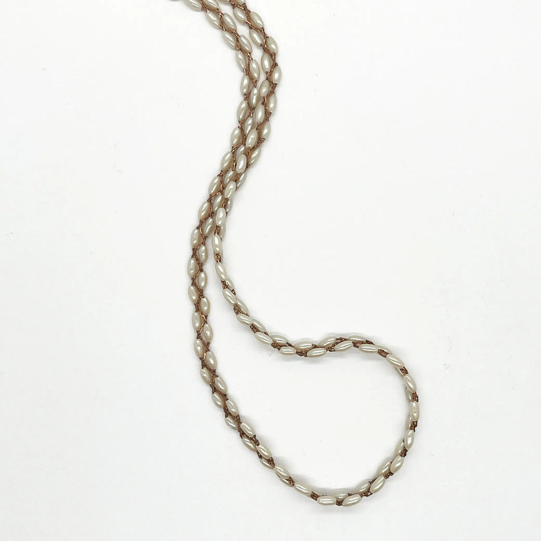 Faux Pearl and Brass Braided Chain Necklace à Clef