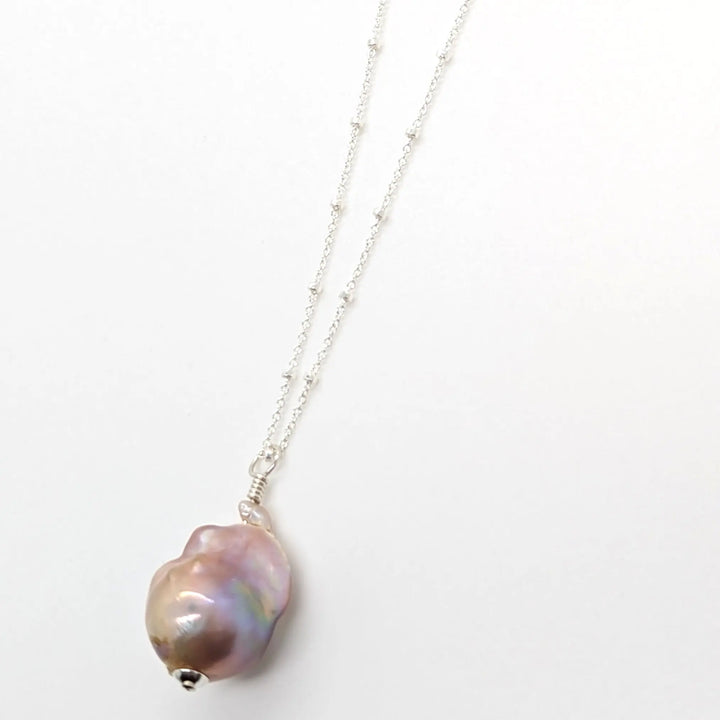 Fireball Baroque Pearl Pendant à Clef