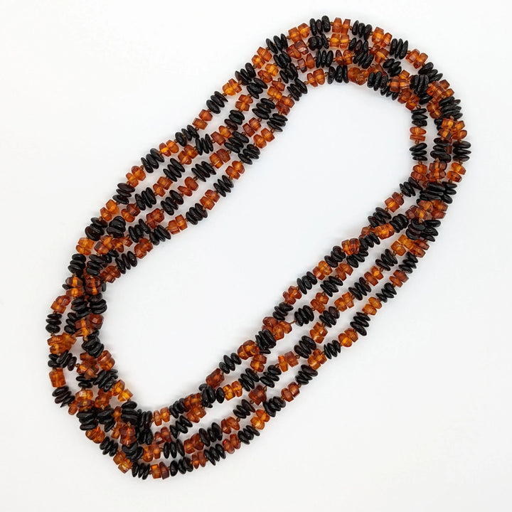 Honey and Cherry Amber Hand Knotted Necklace à Clef