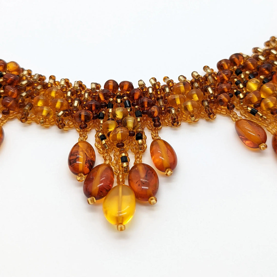 Multi Amber Crocheted Collar Necklace à Clef