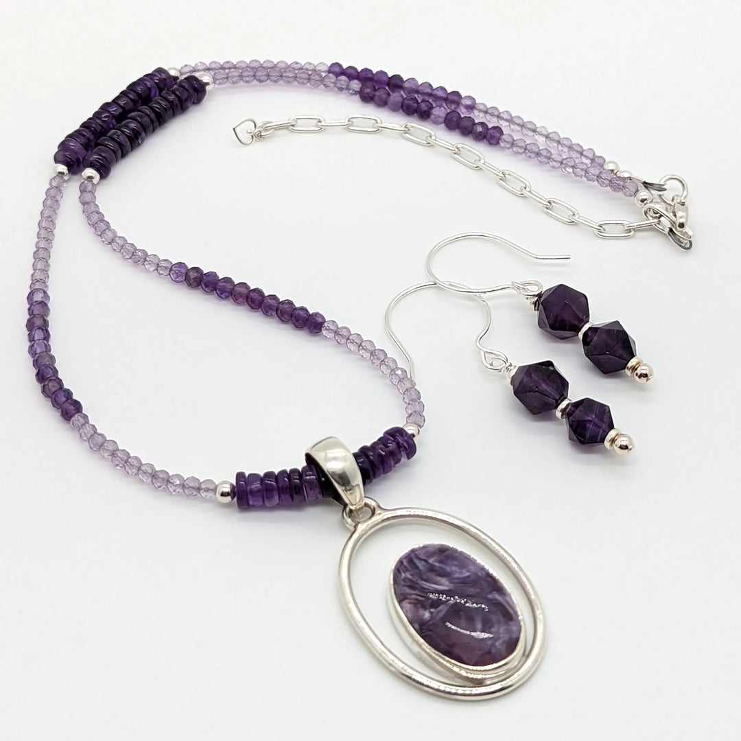 Oval Charoite Pendant Necklace à Clef