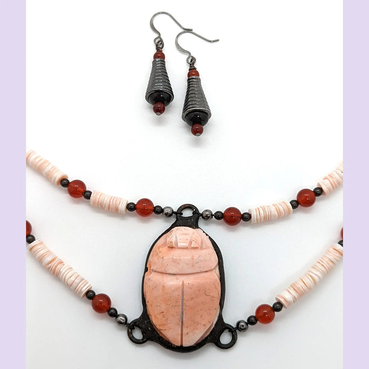 Pink Shell and Carnelian Collar Necklace with Central Clay Scarab à Clef