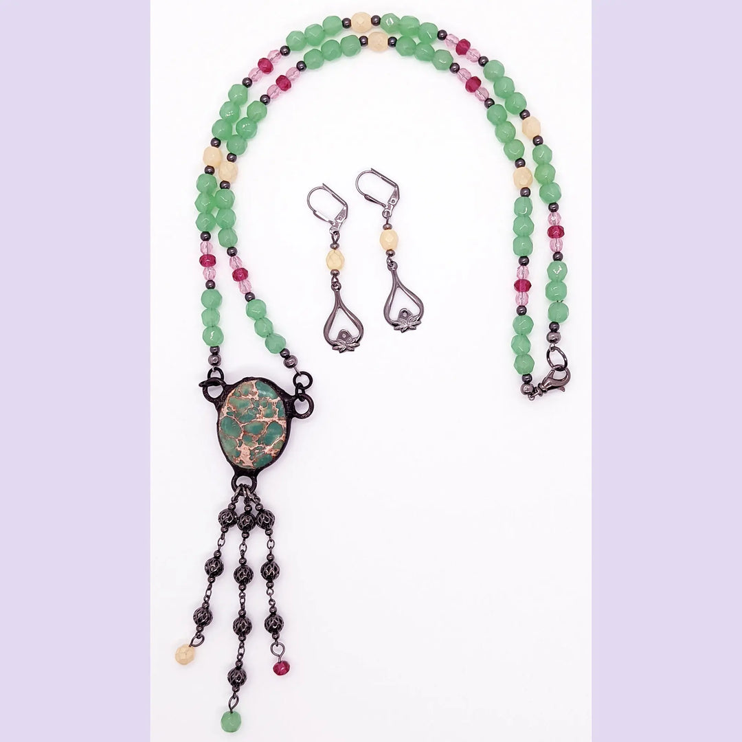 Ruby in Fuchsite Tassel Necklace à Clef